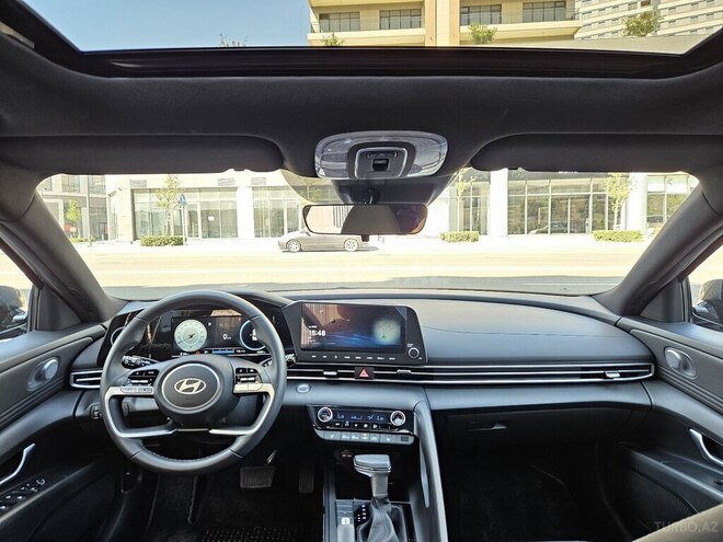 Hyundai Elantra 2024, 13,000 km - 1.6 л - Bakı