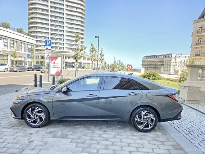 Hyundai Elantra 2024, 13,000 km - 1.6 л - Bakı