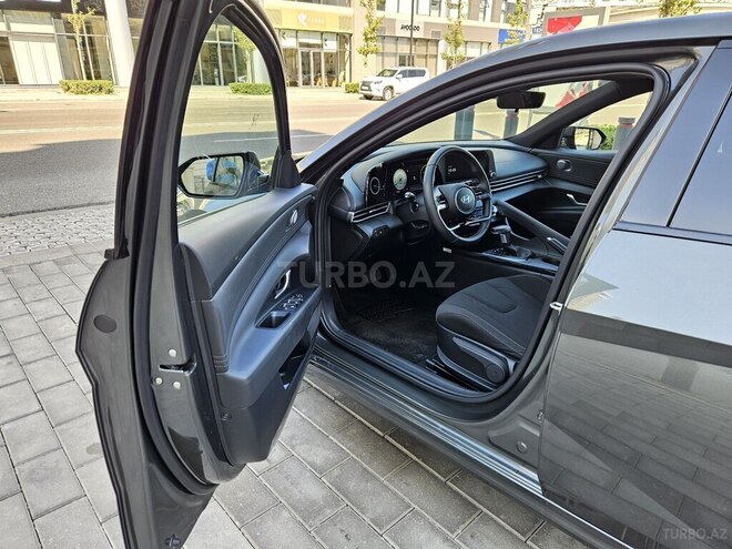 Hyundai Elantra 2024, 13,000 km - 1.6 л - Bakı