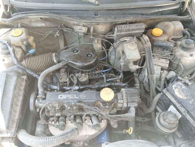 Opel Astra 1997, 287,548 km - 1.6 l - Bakı