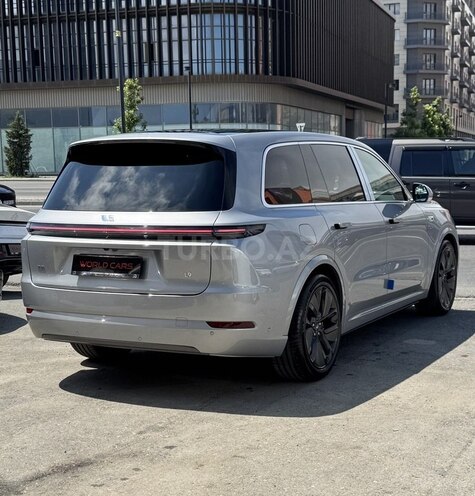 Li Auto L9-6