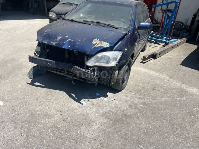 Toyota Corolla 2005, 230,000 km - 1.4 l - Bakı