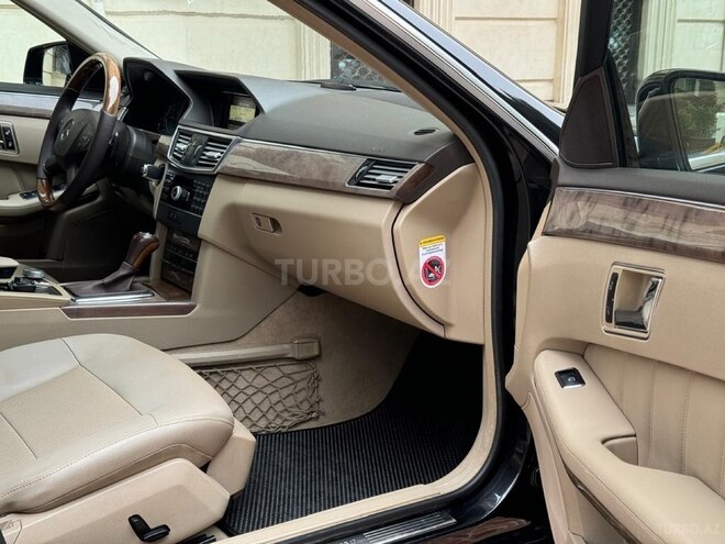 Mercedes E 220 d 2011, 286,000 km - 2.2 l - Bakı