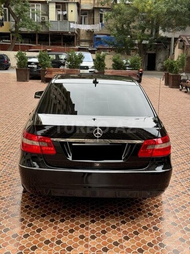 Mercedes E 220 d 2011, 286,000 km - 2.2 l - Bakı