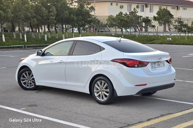 Hyundai Elantra 2015, 164,000 km - 1.8 l - Bakı