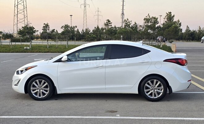 Hyundai Elantra 2015, 164,000 km - 1.8 l - Bakı