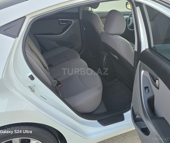 Hyundai Elantra 2015, 164,000 km - 1.8 l - Bakı