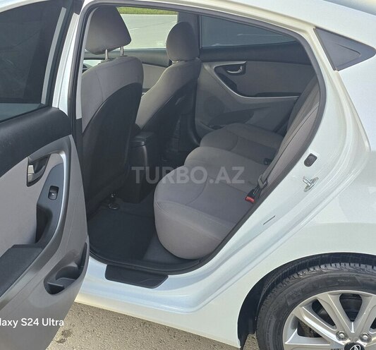 Hyundai Elantra 2015, 164,000 km - 1.8 l - Bakı