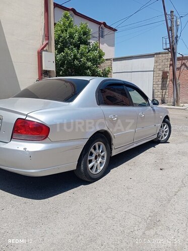 Hyundai Sonata-4