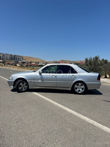Mercedes C 230 2000, 235,566 km - 2.3 л - Bakı
