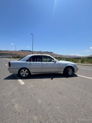 Mercedes C 230 2000, 235,566 km - 2.3 л - Bakı