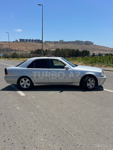 Mercedes C 230 2000, 235,566 km - 2.3 л - Bakı