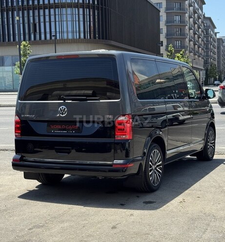 Volkswagen Multivan-6