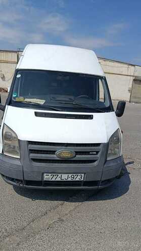 Ford Transit-1