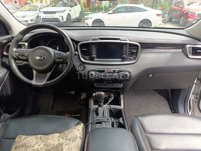 Kia Sorento-3