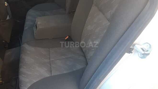 Mercedes E 280 2000, 285,148 km - 2.8 л - Bakı