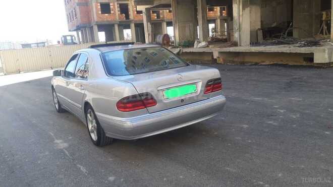 Mercedes E 280 2000, 285,148 km - 2.8 л - Bakı