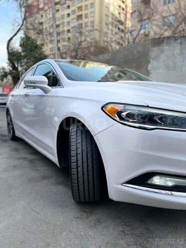 Ford Fusion (North America) 2017, 180,000 km - 2.0 л - Bakı