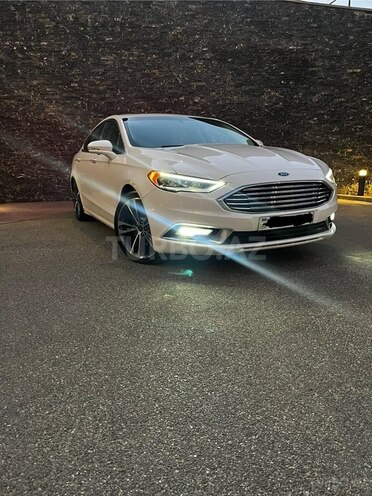 Ford Fusion (North America) 2017, 180,000 km - 2.0 л - Bakı