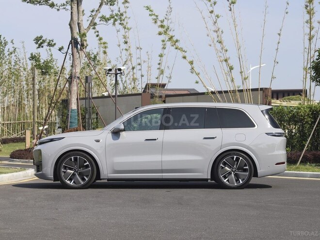 Li Auto L9 2025, 0 km - 1.5 l - Bakı