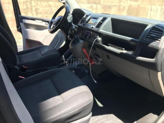 Volkswagen Caravelle 2017, 286,000 km - 2.0 l - Bakı