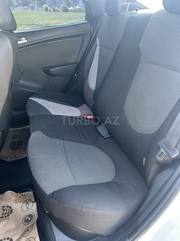 Hyundai Accent 2013, 203,000 km - 1.4 l - Bakı
