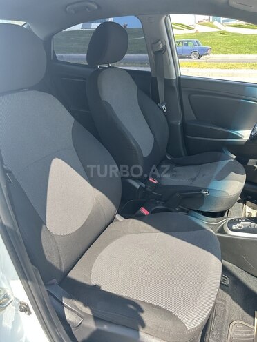 Hyundai Accent 2013, 203,000 km - 1.4 l - Bakı