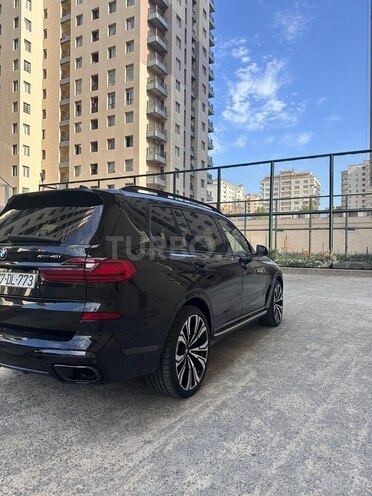BMW X7-20