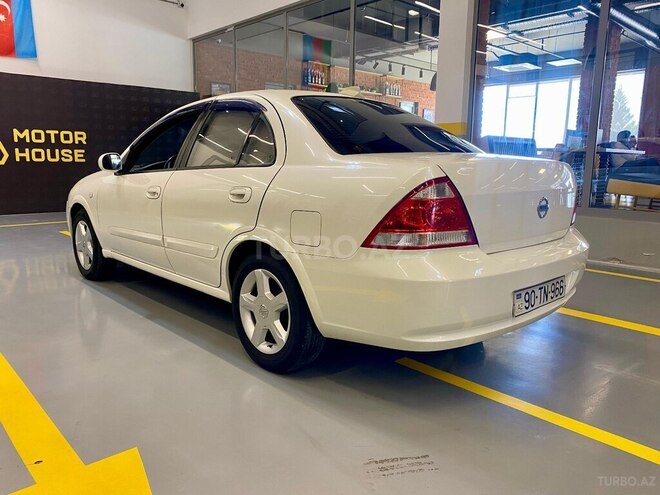 Nissan Sunny-3