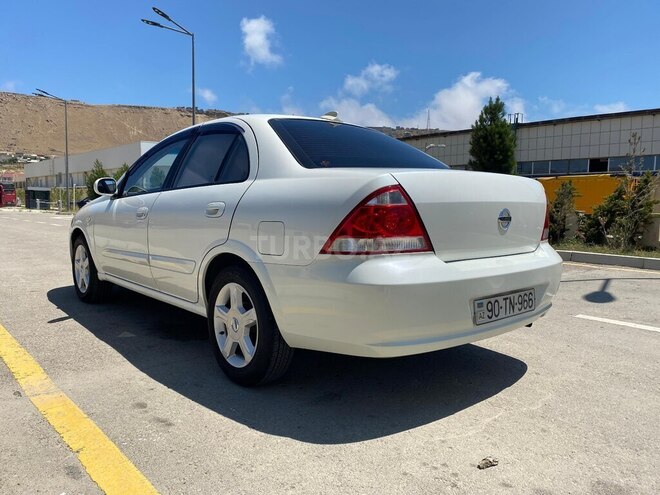 Nissan Sunny-6