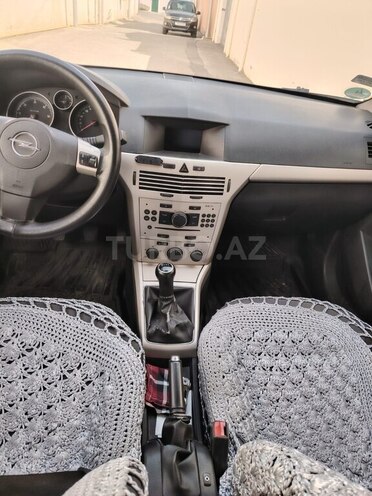 Opel Astra 2008, 235,300 km - 1.3 l - Bakı