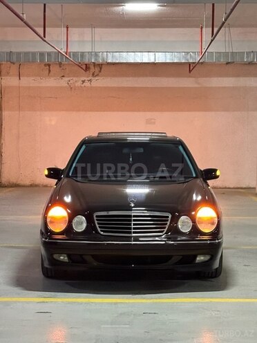 Mercedes E 320 2001, 260,000 km - 3.2 l - Bakı
