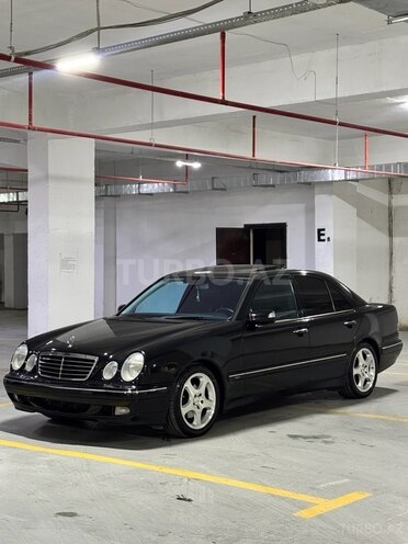 Mercedes E 320 2001, 260,000 km - 3.2 l - Bakı