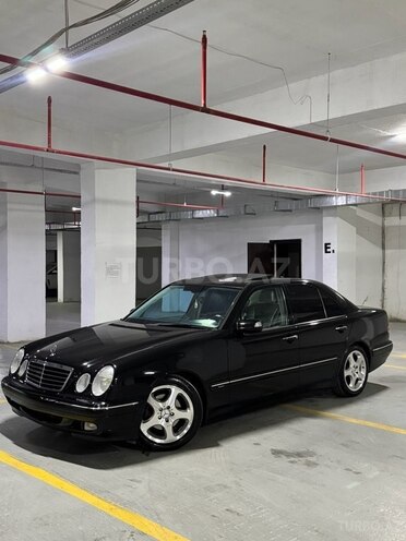 Mercedes E 320 2001, 260,000 km - 3.2 l - Bakı