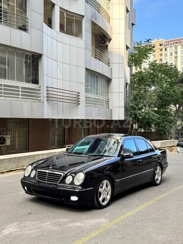Mercedes E 320 2001, 260,000 km - 3.2 l - Bakı