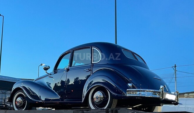 BMW  1950, 1,000 km - 2.0 l - Bakı