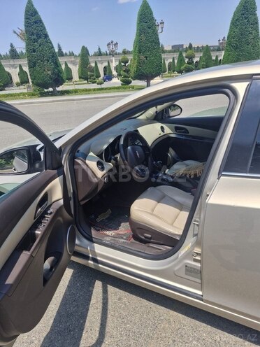 Chevrolet Cruze-7