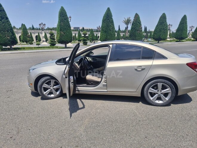 Chevrolet Cruze-5