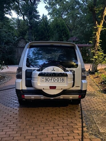 Mitsubishi Pajero 2007, 680,000 km - 3.0 л - Bakı