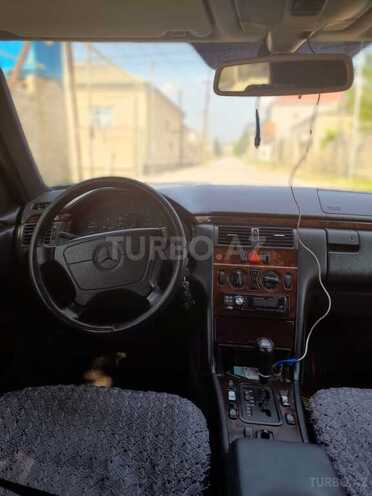 Mercedes E 200 1997, 490,000 km - 2.0 l - Bakı