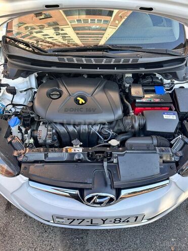 Hyundai Elantra 2014, 200,000 km - 1.8 l - Bakı
