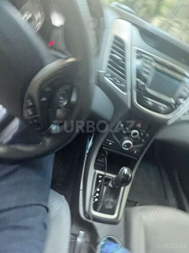 Hyundai Elantra 2014, 200,000 km - 1.8 l - Bakı