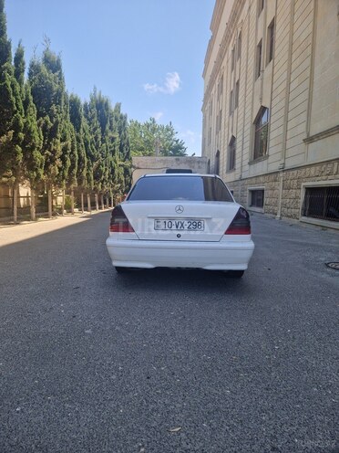 Mercedes C 200 1998, 425,000 km - 2.0 l - Bakı
