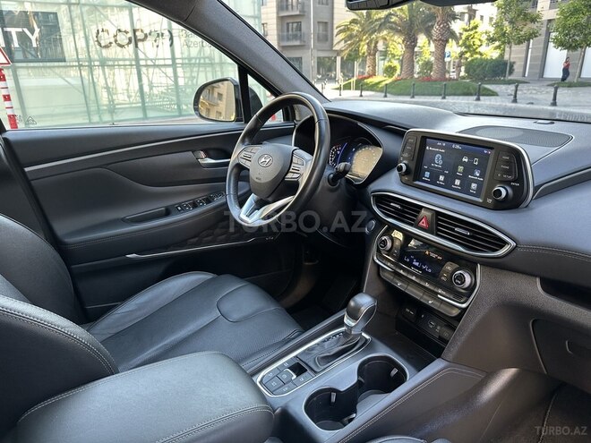 Hyundai Santa Fe-4