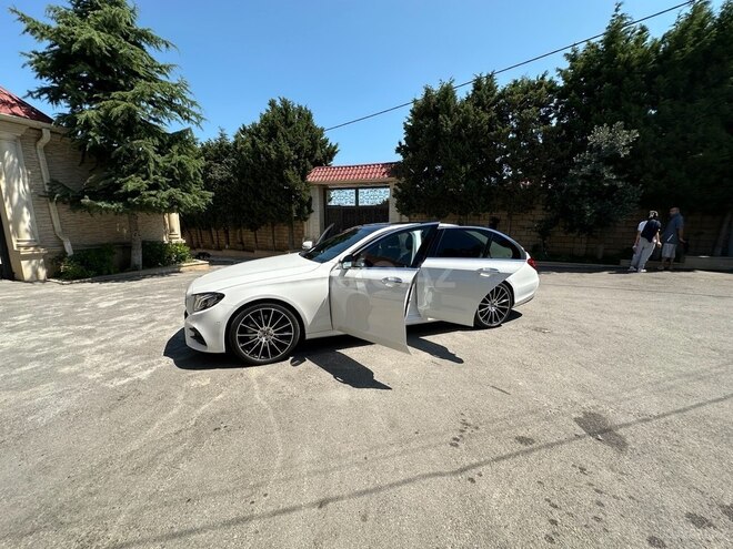 Mercedes E 250 2018, 79,877 km - 2.2 l - Bakı