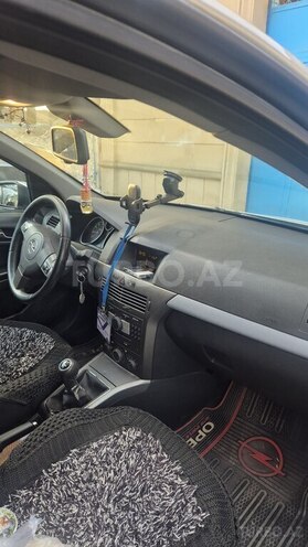 Opel Astra 2006, 180,000 km - 1.4 l - Şəmkir