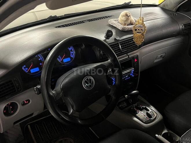 Volkswagen Passat 2003, 245,271 km - 1.8 l - Gəncə