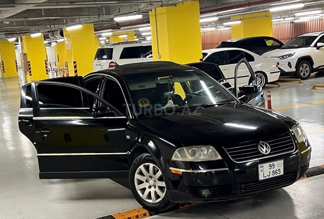 Volkswagen Passat 2003, 245,271 km - 1.8 l - Gəncə