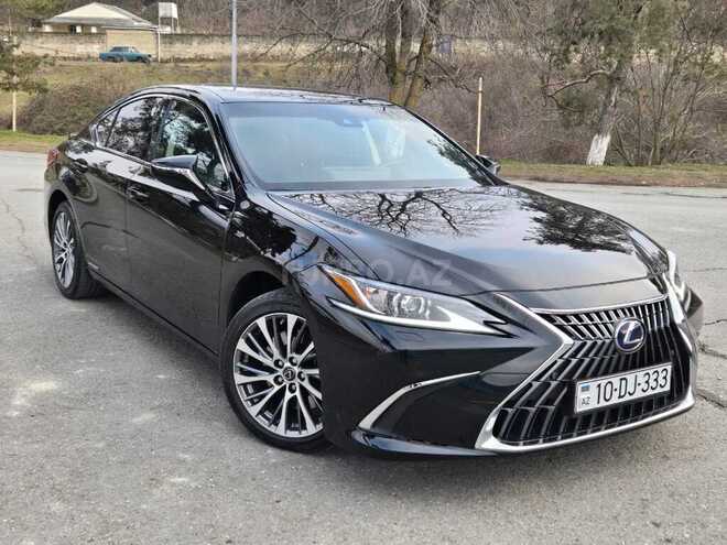 Lexus ES 300h 2022, 31,300 km - 2.5 l - Quba