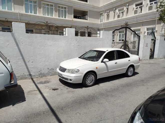 Nissan Sunny-2